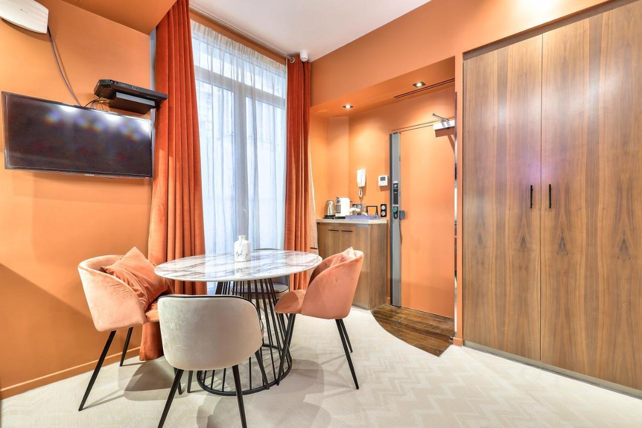 Hotel 33 Marbeuf Paris Luaran gambar
