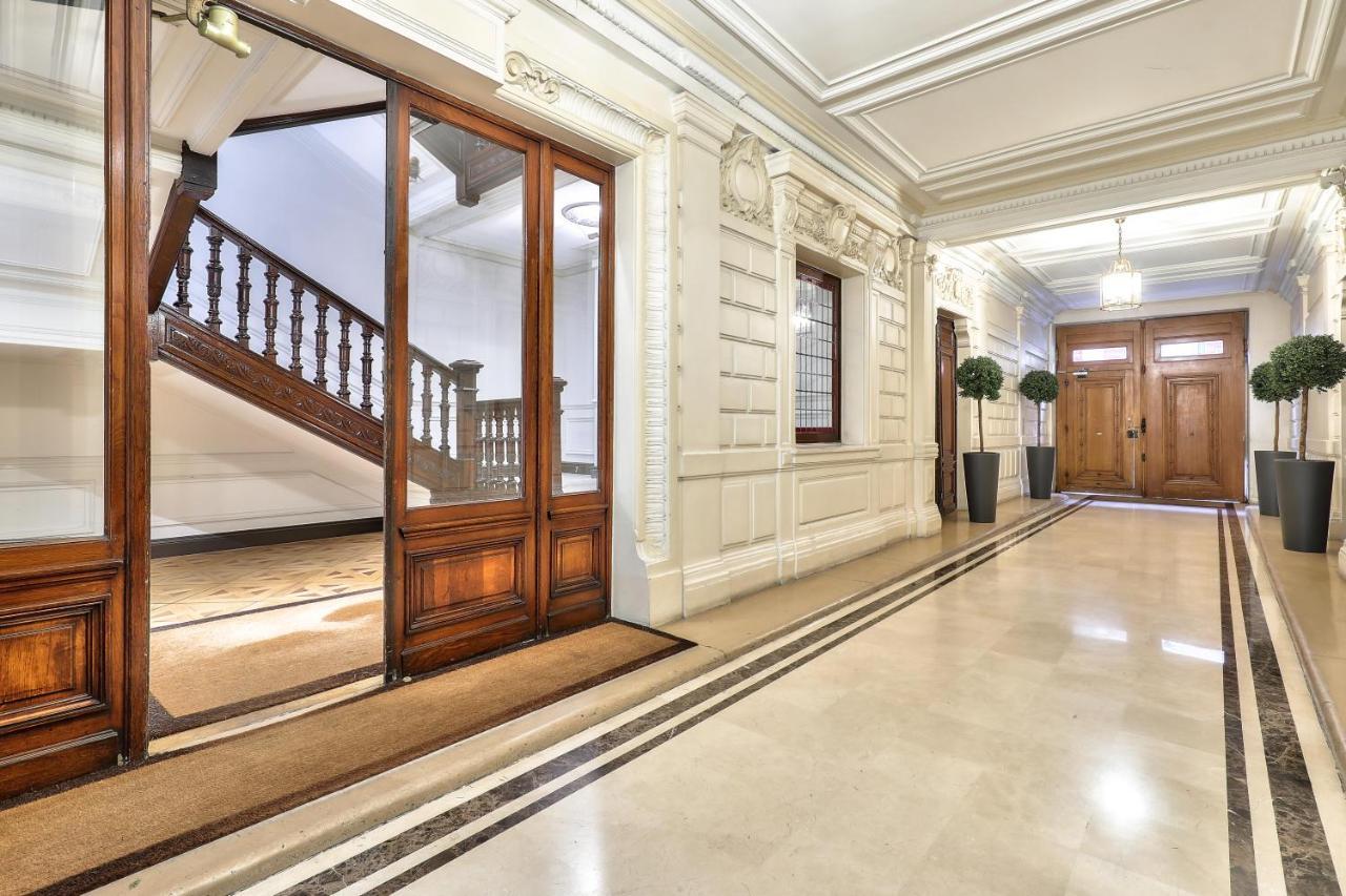 Hotel 33 Marbeuf Paris Luaran gambar