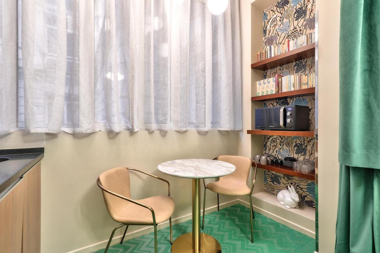 Hotel 33 Marbeuf Paris Luaran gambar